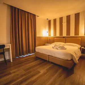 4* Отель Continental